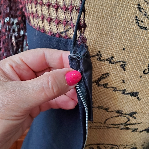 VINTAGE Black DRESS - Picture 7 of 13